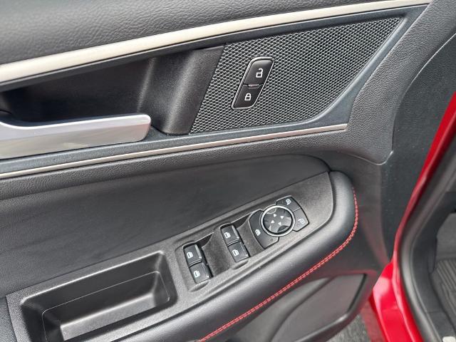 2024 Ford Edge ST-Line