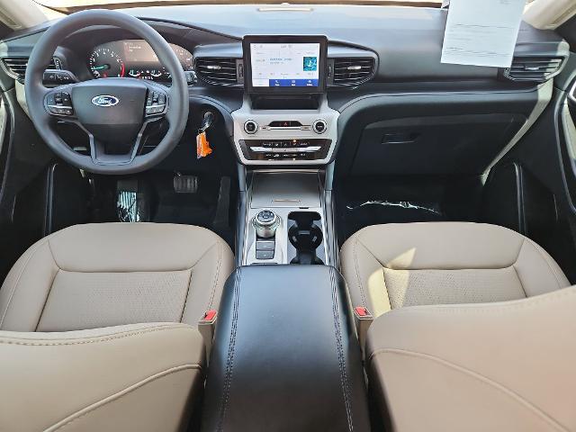 2023 Ford Explorer Base