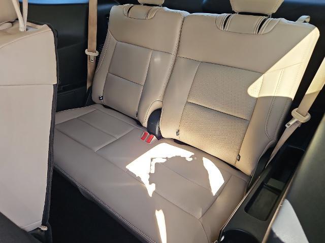 2023 Ford Explorer Base