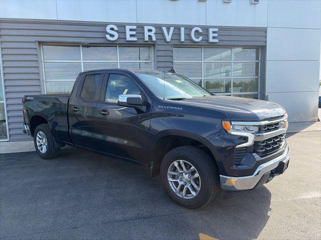 2023 Chevrolet Silverado 1500 4WD Double Cab Standard Bed LT with 2FT