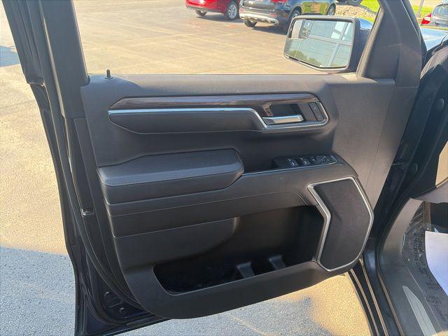 2023 Chevrolet Silverado 1500 4WD Double Cab Standard Bed LT with 2FT