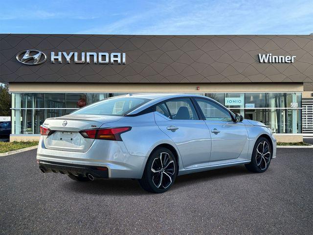 2024 Nissan Altima SR FWD