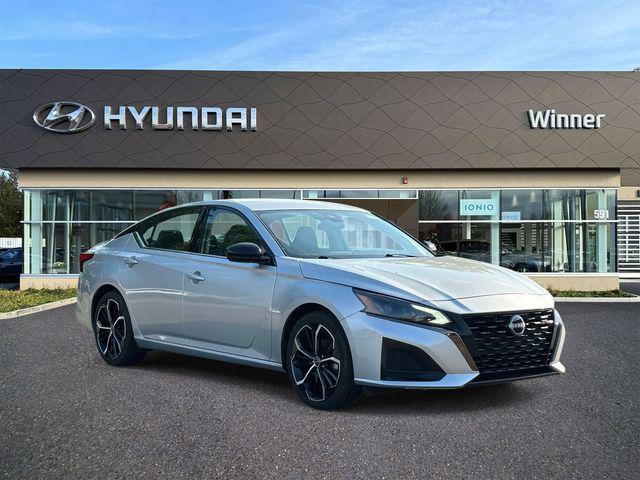 2024 Nissan Altima SR FWD