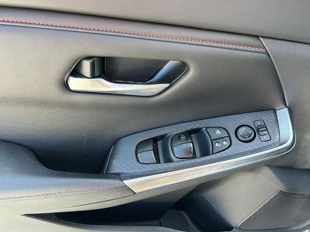 2024 Nissan Sentra SR Xtronic CVT