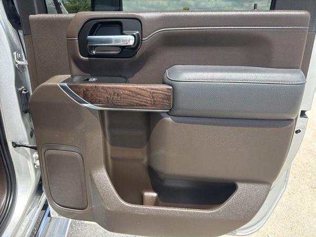 2023 GMC Sierra 2500HD 4WD Crew Cab Standard Bed Denali