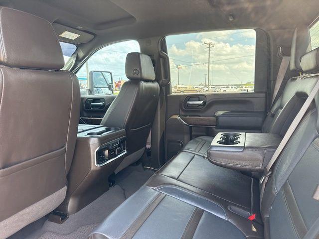2023 GMC Sierra 2500HD 4WD Crew Cab Standard Bed Denali