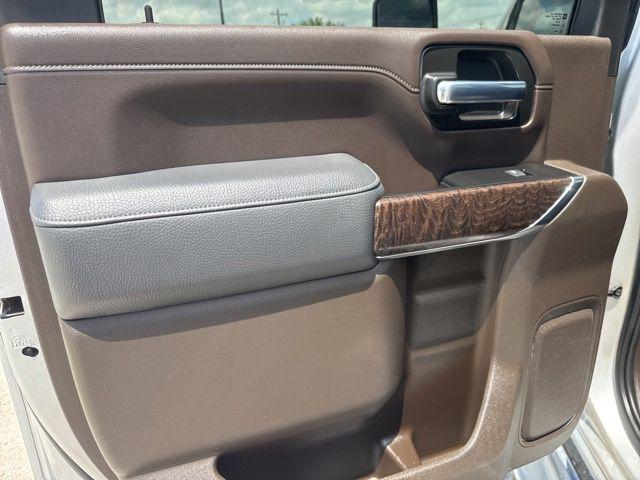 2023 GMC Sierra 2500HD 4WD Crew Cab Standard Bed Denali