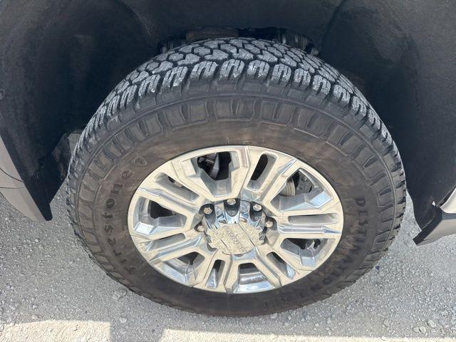 2023 GMC Sierra 2500HD 4WD Crew Cab Standard Bed Denali