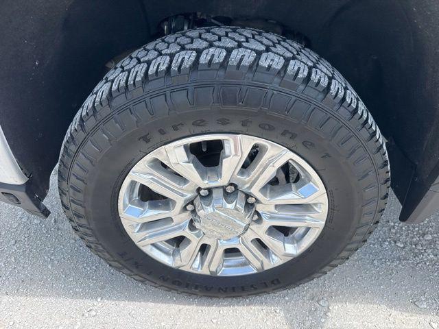 2023 GMC Sierra 2500HD 4WD Crew Cab Standard Bed Denali