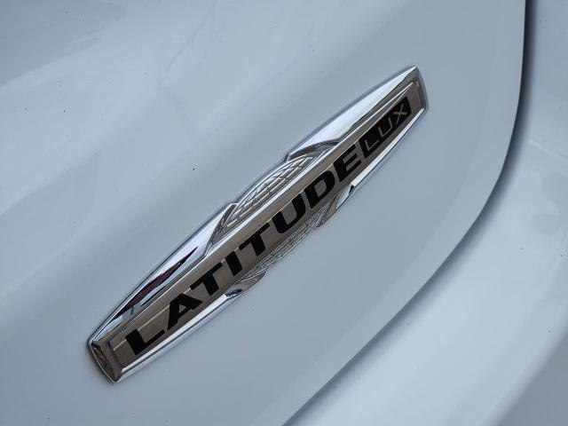 2024 Jeep Compass Latitude Lux FWD