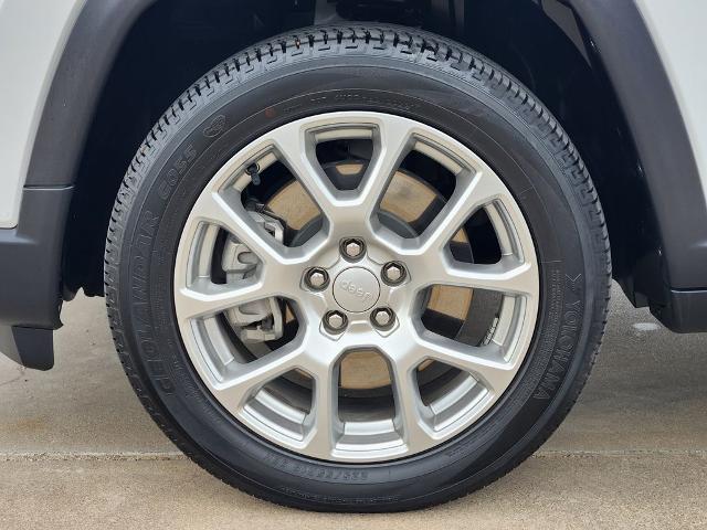 2024 Jeep Compass Latitude Lux FWD