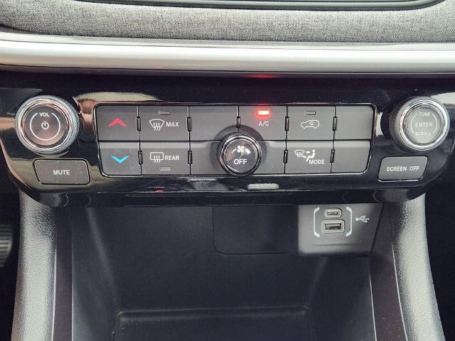 2024 Jeep Compass Latitude Lux FWD