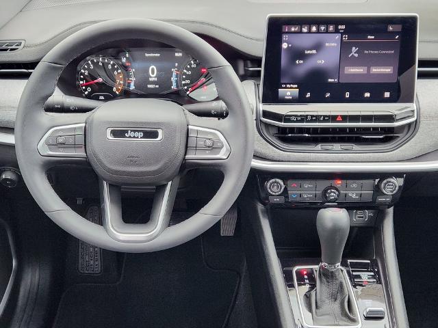 2024 Jeep Compass Latitude Lux FWD