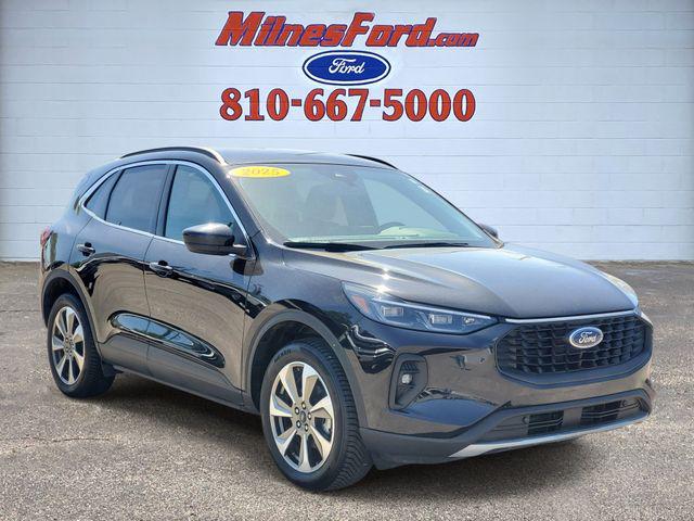 2025 Ford Escape Platinum