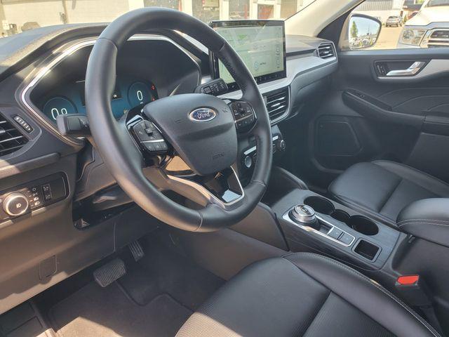 2025 Ford Escape Platinum