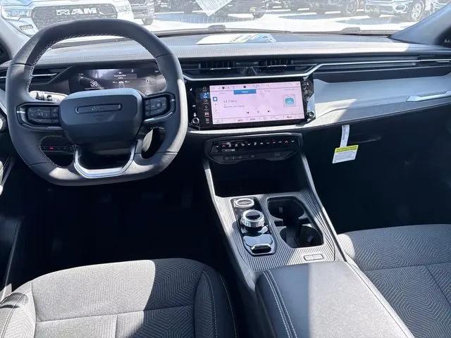 2026 Jeep Cherokee Laredo 4x4