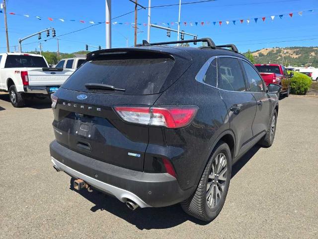 2020 Ford Escape Titanium