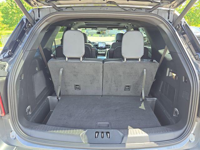 2024 Ford Explorer ST-Line