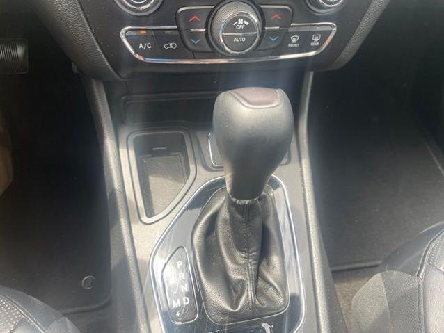 2019 Jeep Cherokee Limited FWD