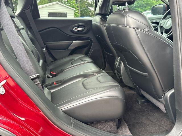 2019 Jeep Cherokee Limited FWD