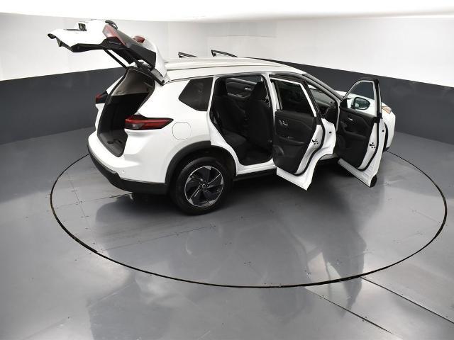 2024 Nissan Rogue SV FWD