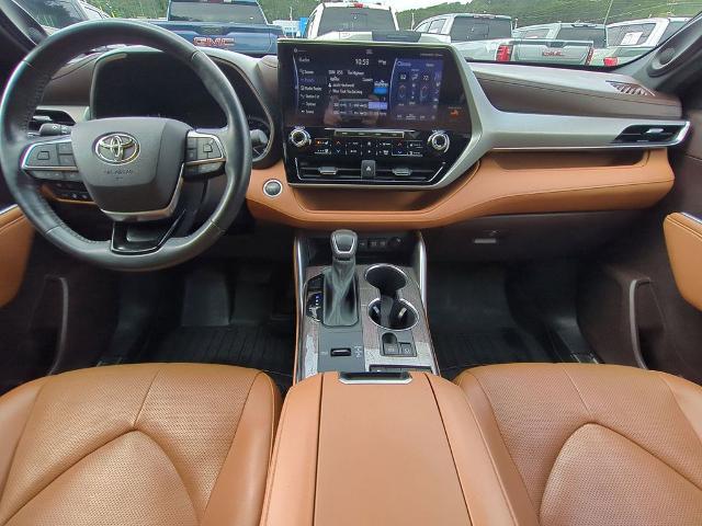 2021 Toyota Highlander Platinum