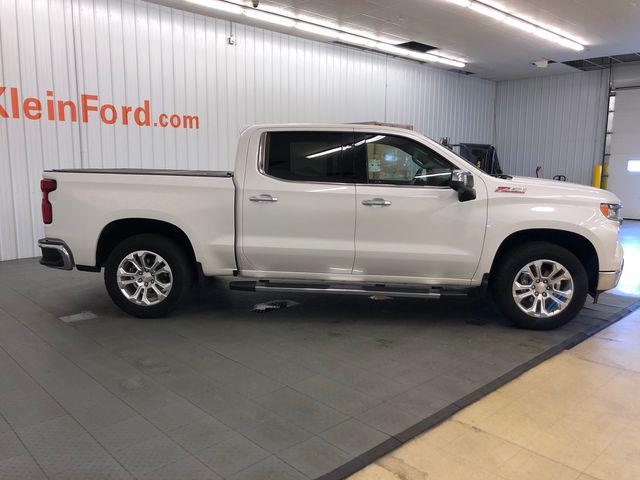 2023 Chevrolet Silverado 1500 4WD Crew Cab Short Bed LTZ