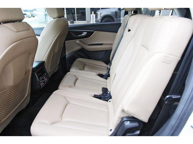 2022 Audi Q7 Premium Plus 55 TFSI quattro Tiptronic