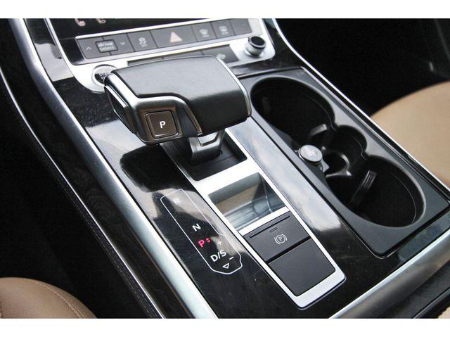 2022 Audi Q7 Premium Plus 55 TFSI quattro Tiptronic