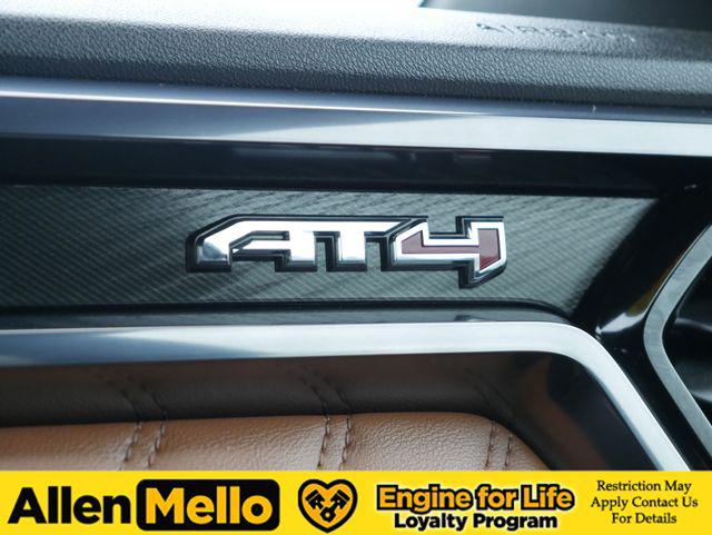 2023 GMC Canyon 4WD Crew Cab Short Box AT4