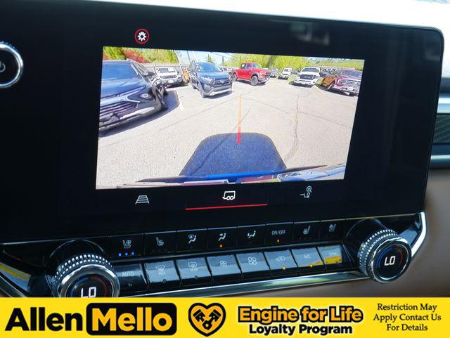2023 GMC Canyon 4WD Crew Cab Short Box AT4