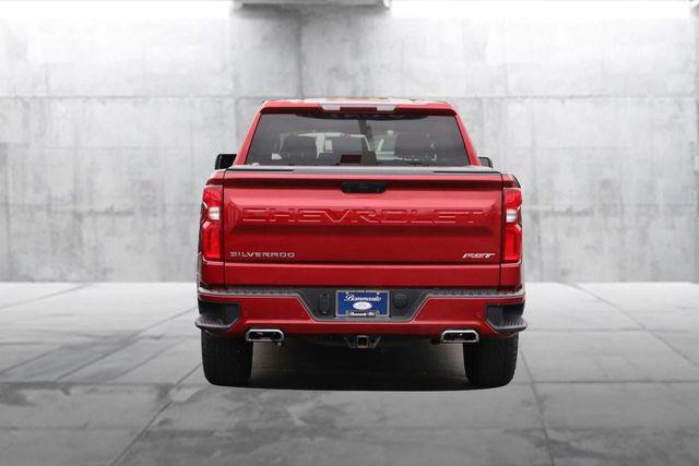 2022 Chevrolet Silverado 1500 4WD Crew Cab Short Bed RST