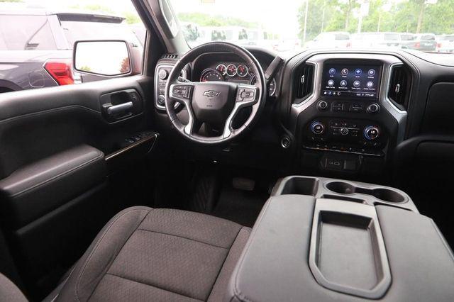 2022 Chevrolet Silverado 1500 4WD Crew Cab Short Bed RST