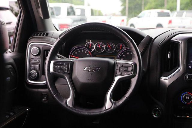 2022 Chevrolet Silverado 1500 4WD Crew Cab Short Bed RST