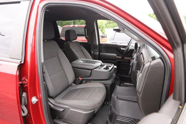 2022 Chevrolet Silverado 1500 4WD Crew Cab Short Bed RST