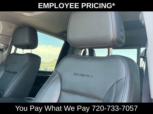 2024 GMC Sierra 2500HD 4WD Crew Cab Standard Bed Denali