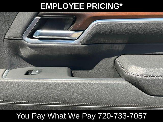 2024 GMC Sierra 2500HD 4WD Crew Cab Standard Bed Denali