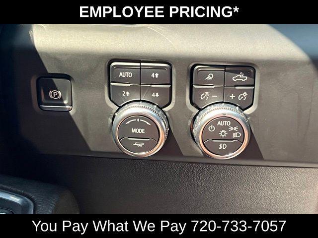 2024 GMC Sierra 2500HD 4WD Crew Cab Standard Bed Denali