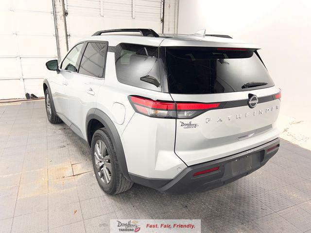 2025 Nissan Pathfinder SV FWD
