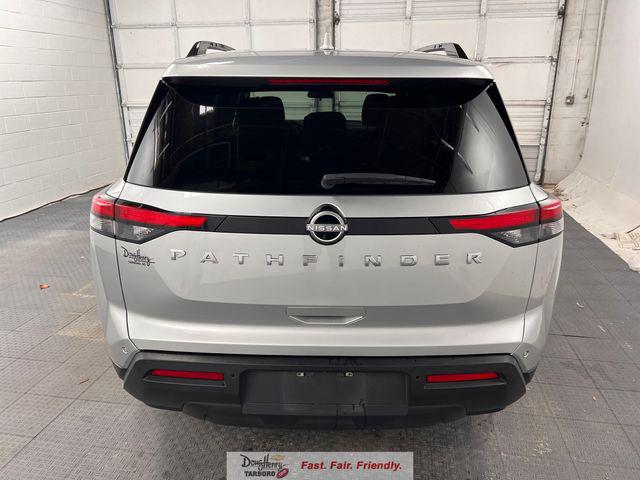 2025 Nissan Pathfinder SV FWD