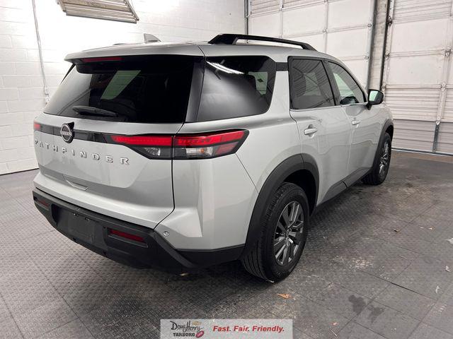 2025 Nissan Pathfinder SV FWD