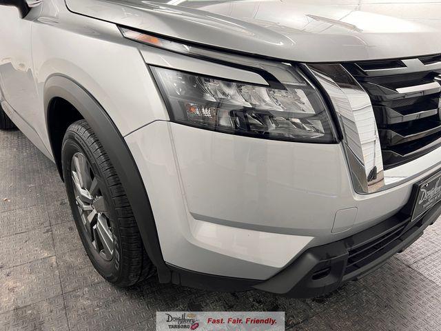 2025 Nissan Pathfinder SV FWD