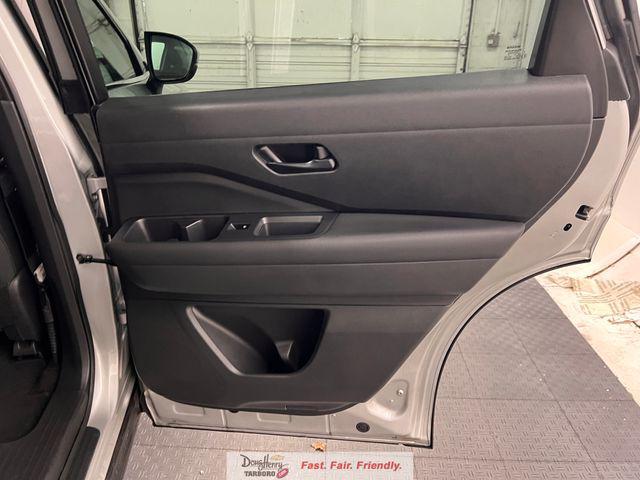 2025 Nissan Pathfinder SV FWD