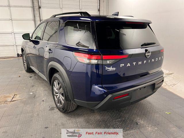 2025 Nissan Pathfinder SV FWD