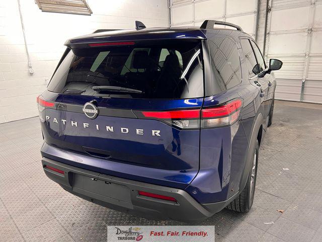 2025 Nissan Pathfinder SV FWD