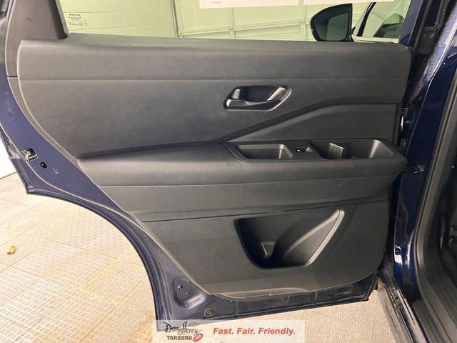 2025 Nissan Pathfinder SV FWD
