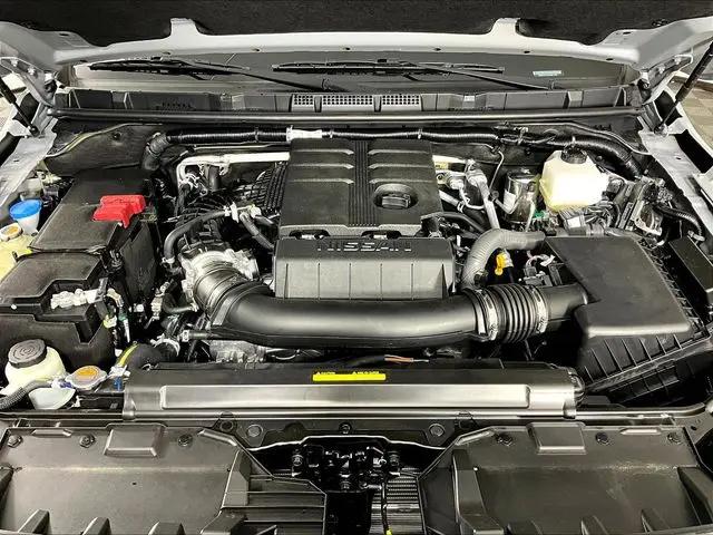 2026 Nissan Frontier Crew Cab Long Bed PRO-4X 4x4