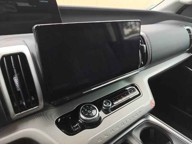 2025 Ford Expedition Active MAX