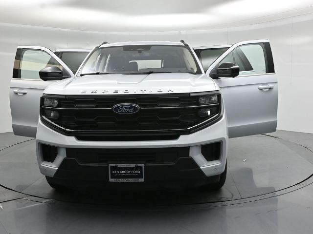 2025 Ford Expedition Active MAX