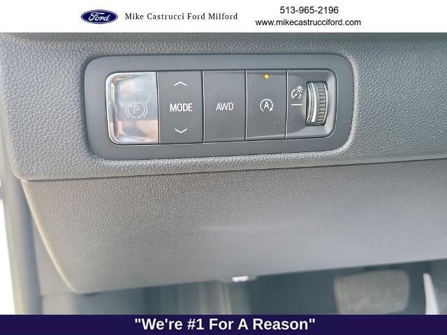 2026 Chevrolet Traverse AWD LT